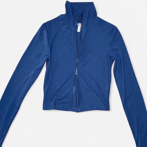 Urban Outfitters Zip Up Yoga Jacket in size SMALL - Picture 2 of 7